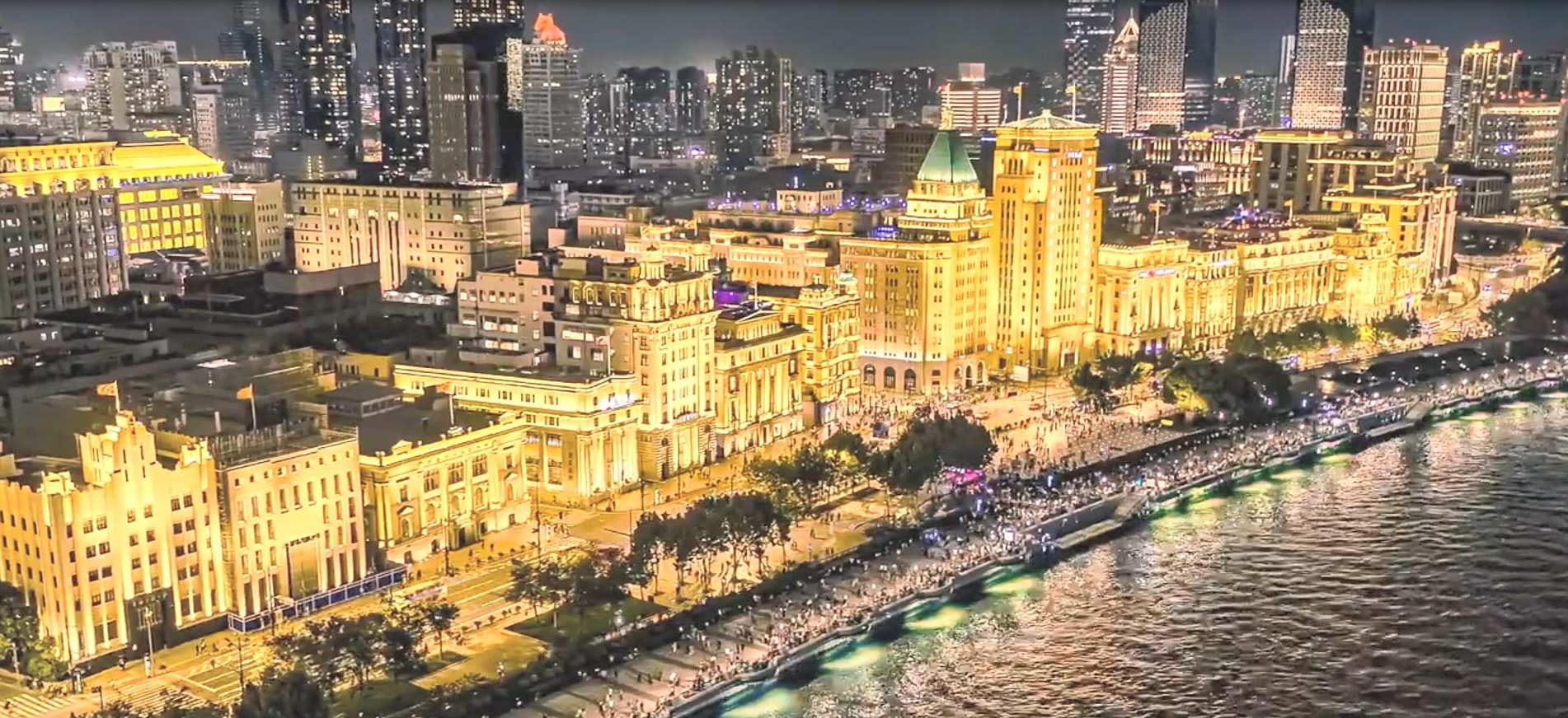 邑泊金属家具云服务财务管理系统移动应用：提供移动应用程序，方便用户随时随地查看投资账户音讯和进行投资操作。
